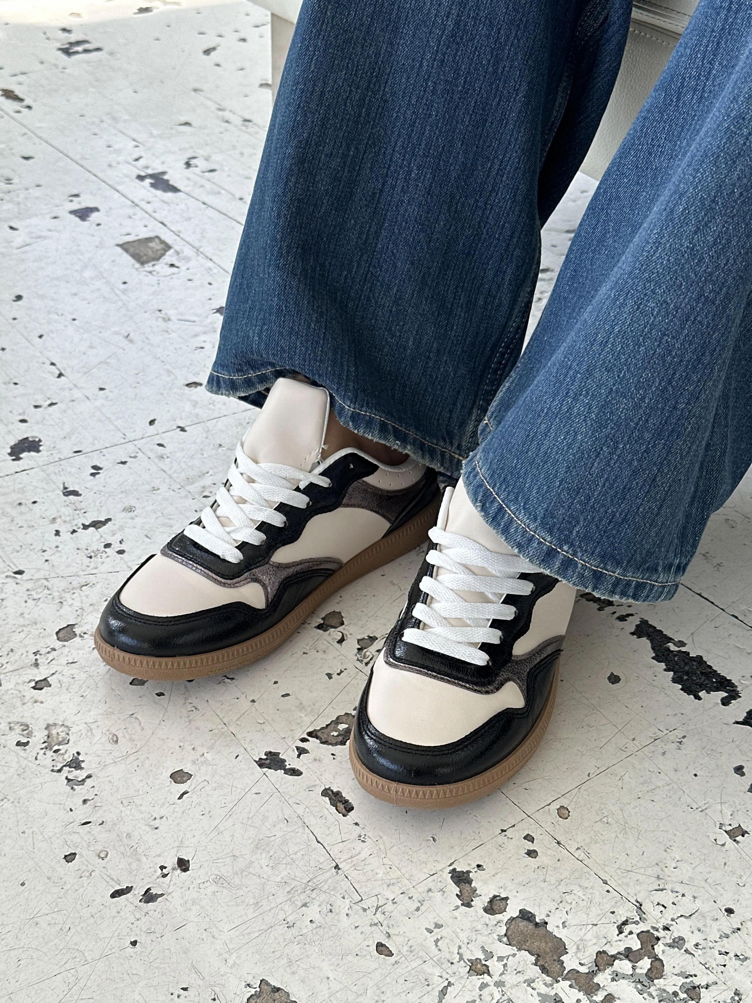 Apia sneakers with pattern - Black/white/grey