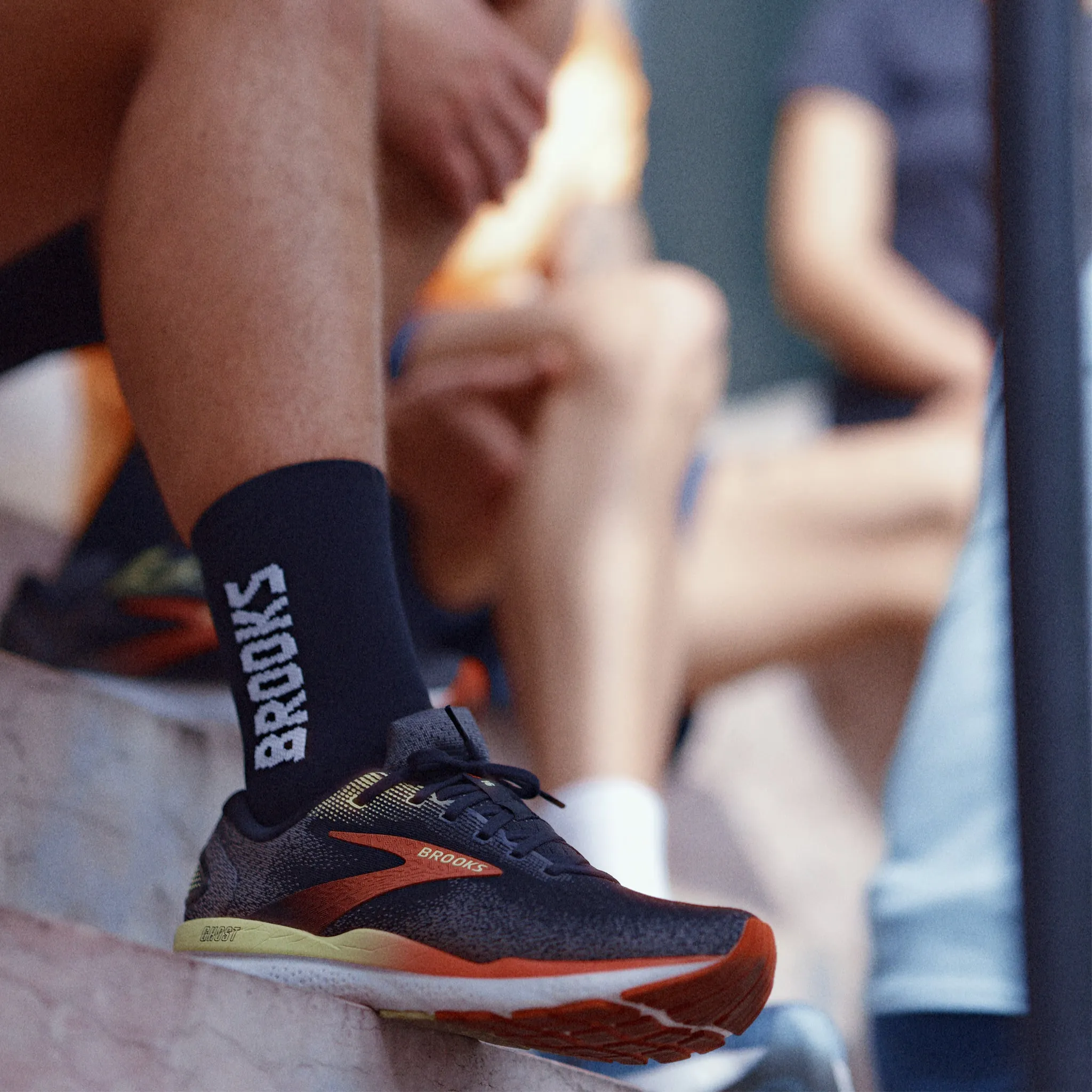 Brooks Ghost 16 Men's Black/Mandarin Red/Green