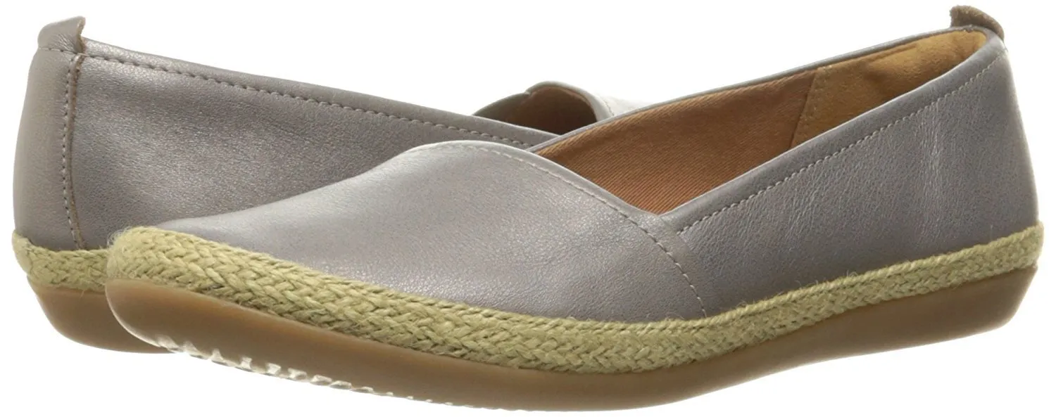 CLARKS Women's Danelly Alanza Flat