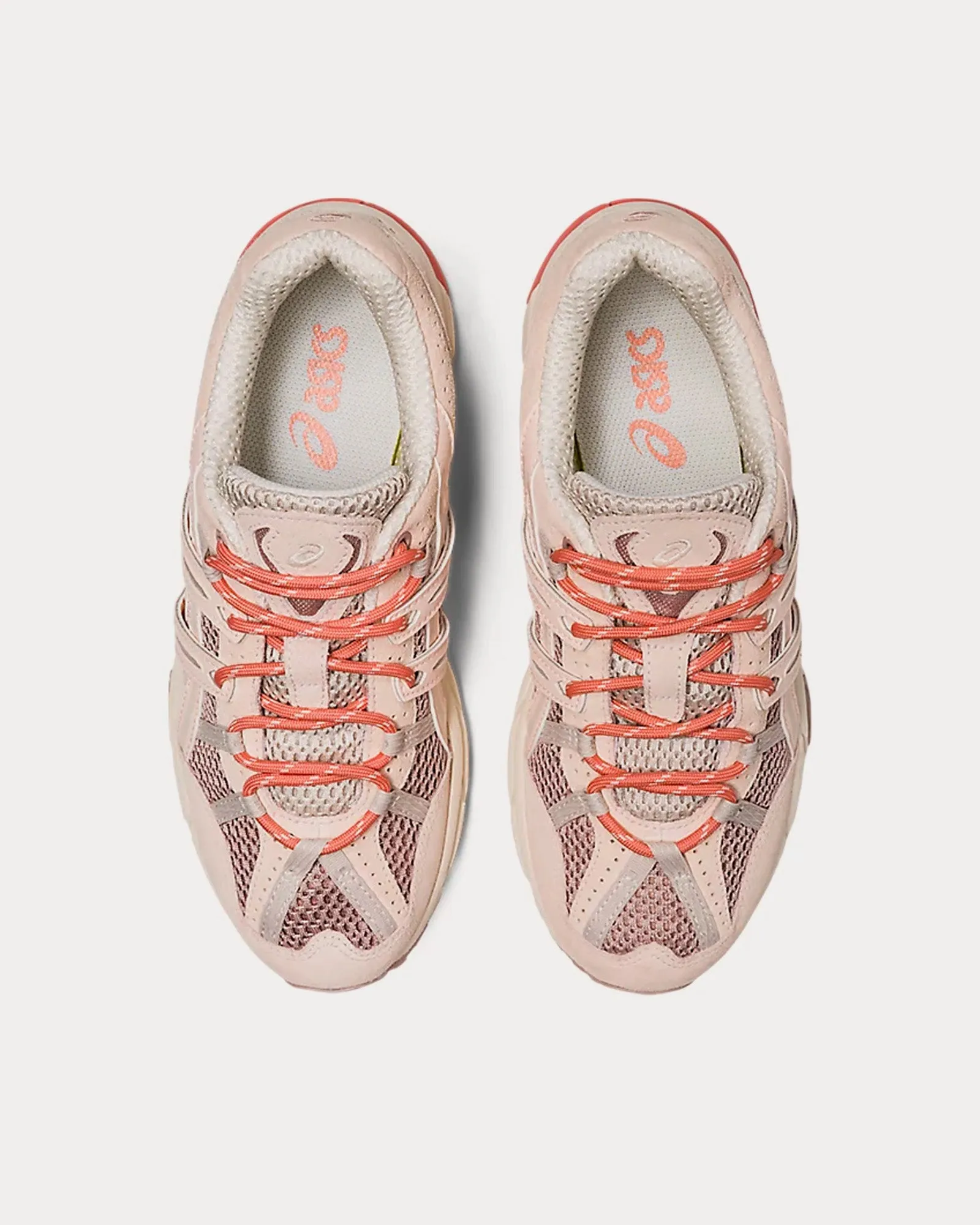 Gel-Sonoma 15-50 White Peach / Fawn Low Top Sneakers
