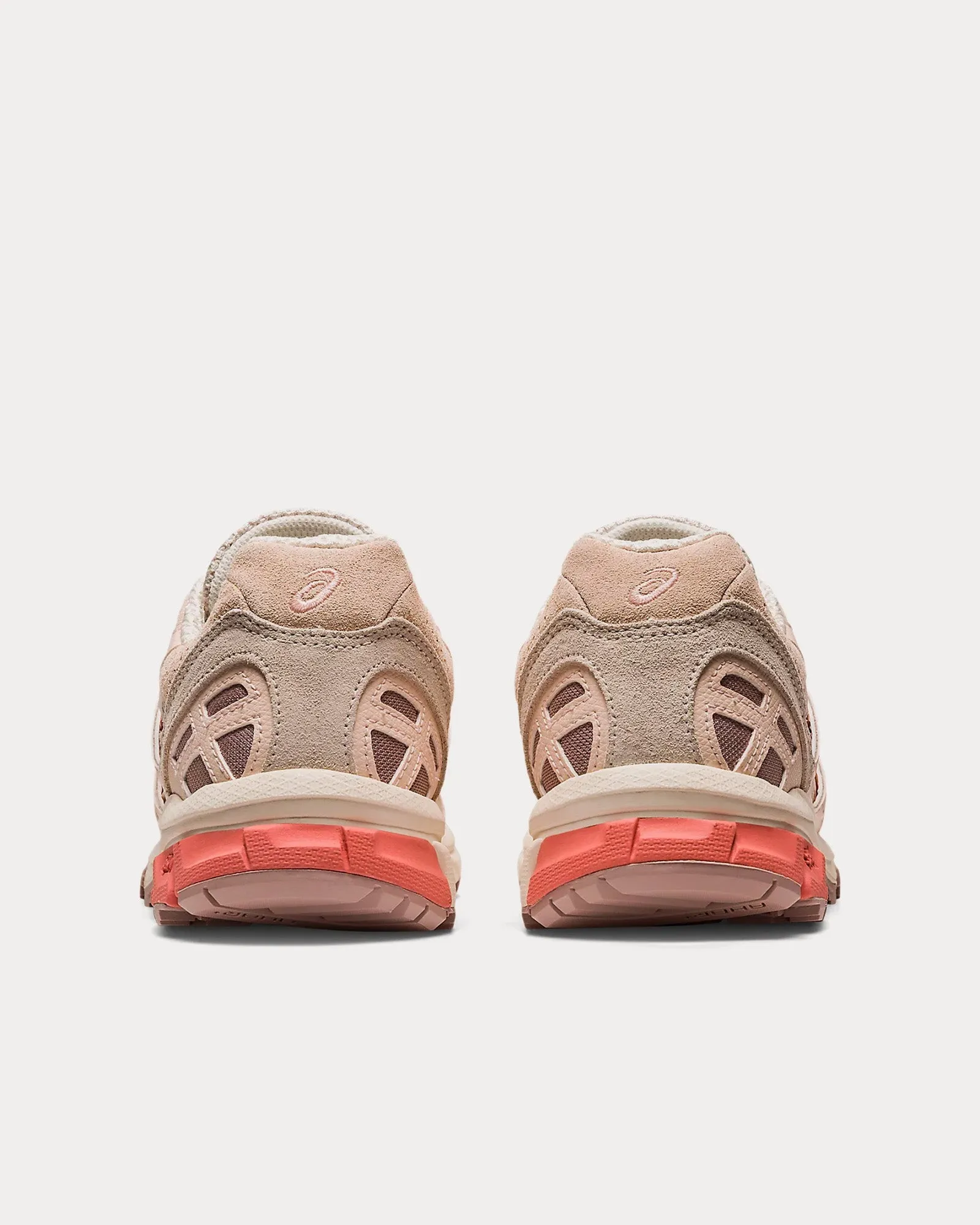 Gel-Sonoma 15-50 White Peach / Fawn Low Top Sneakers