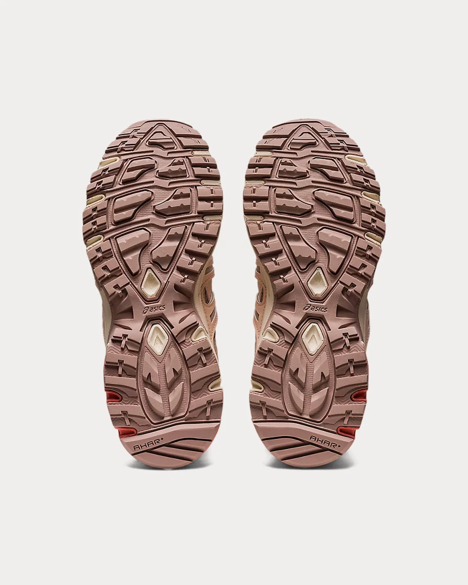 Gel-Sonoma 15-50 White Peach / Fawn Low Top Sneakers