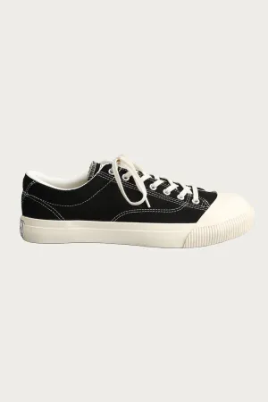 M02-001 - Black