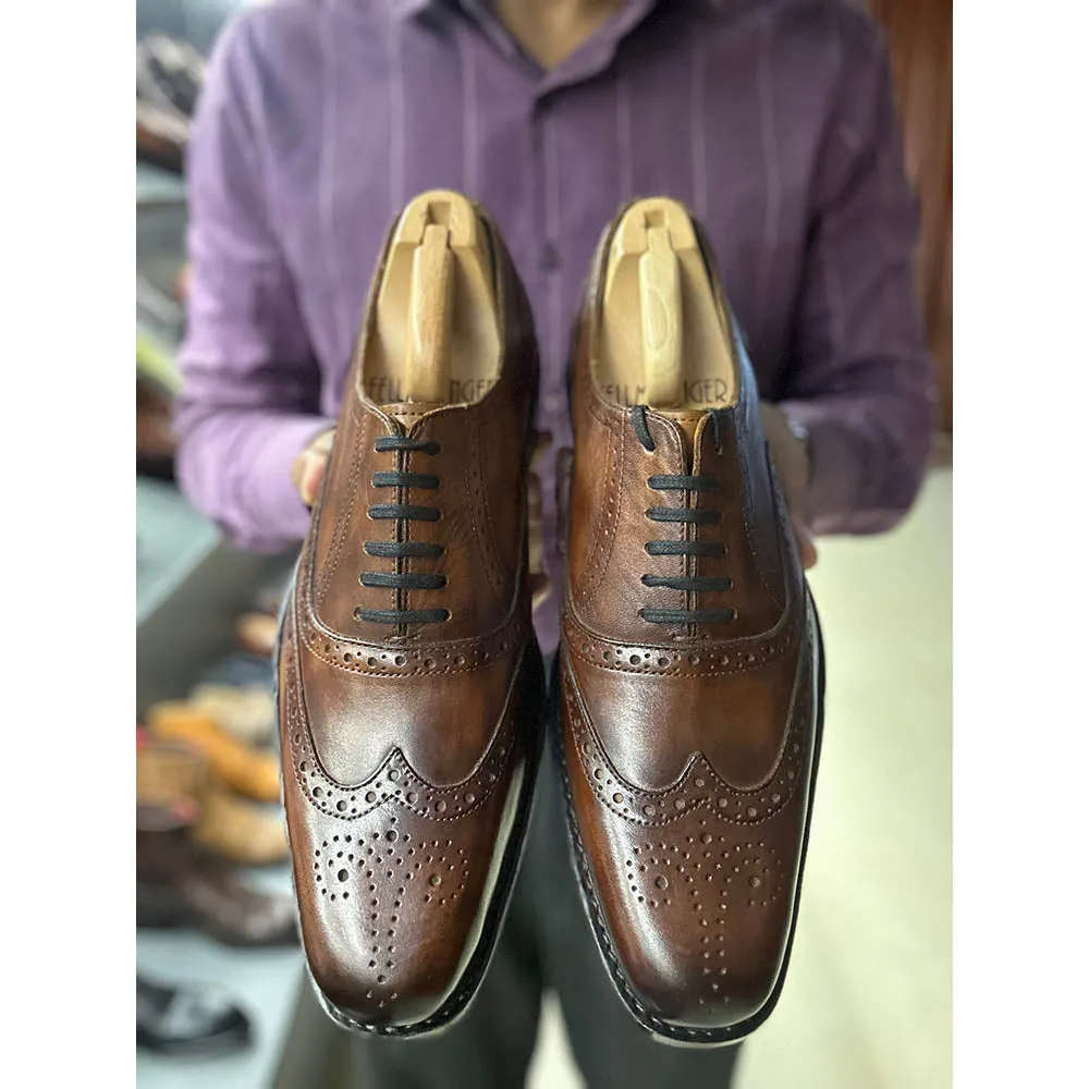 Tan Patina Goodyear Welted Mirror Glossed Wingtip Oxfords With Fiddle Back Sole & Metal Toe