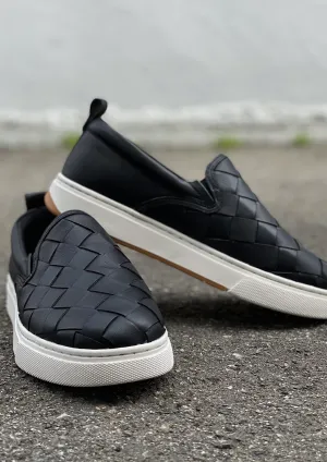 woven leather sneaker